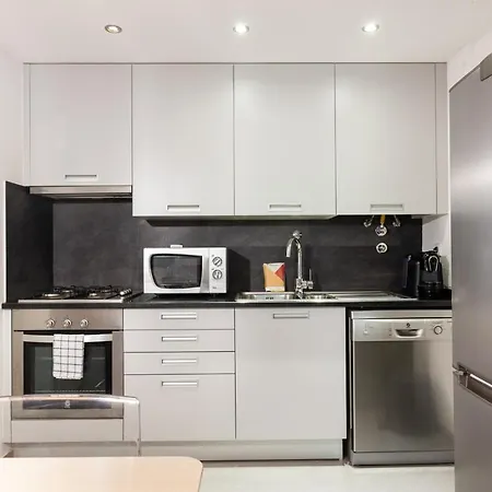 Flh Liberdade Terrace * Lissabon